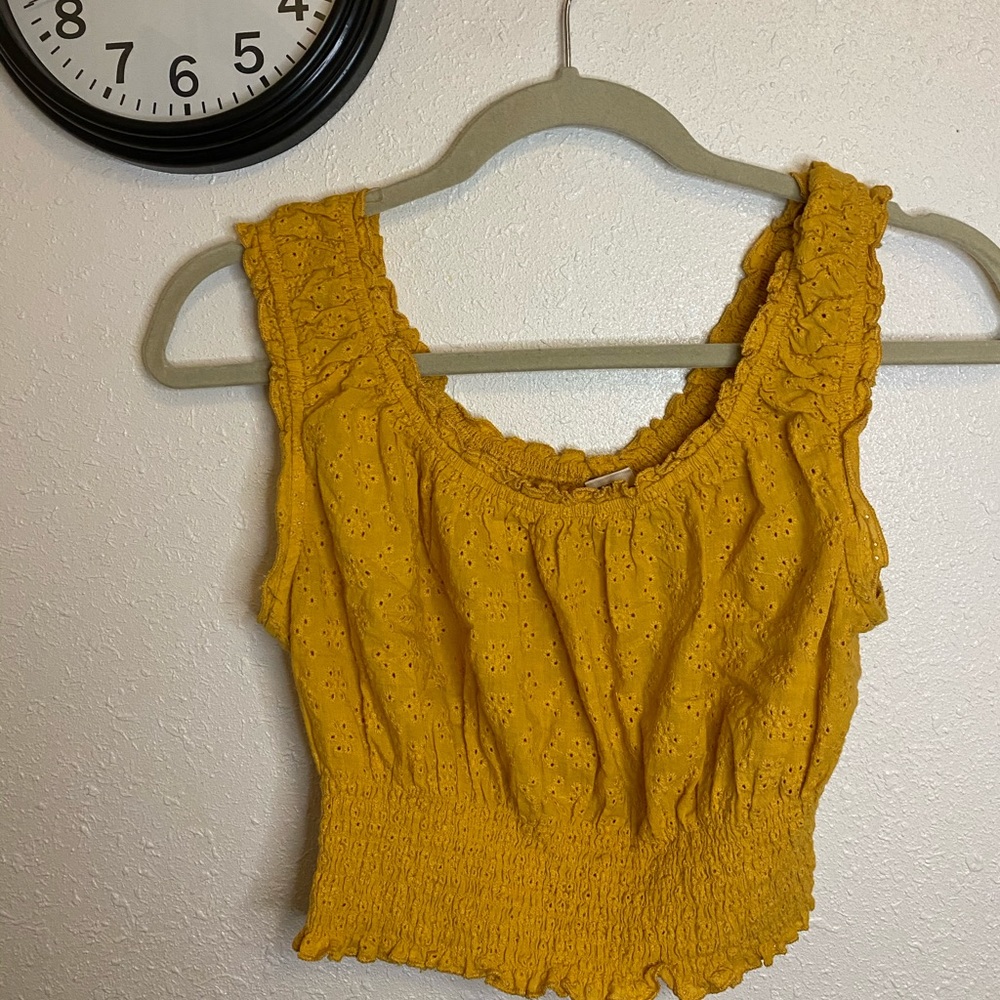 Crop top